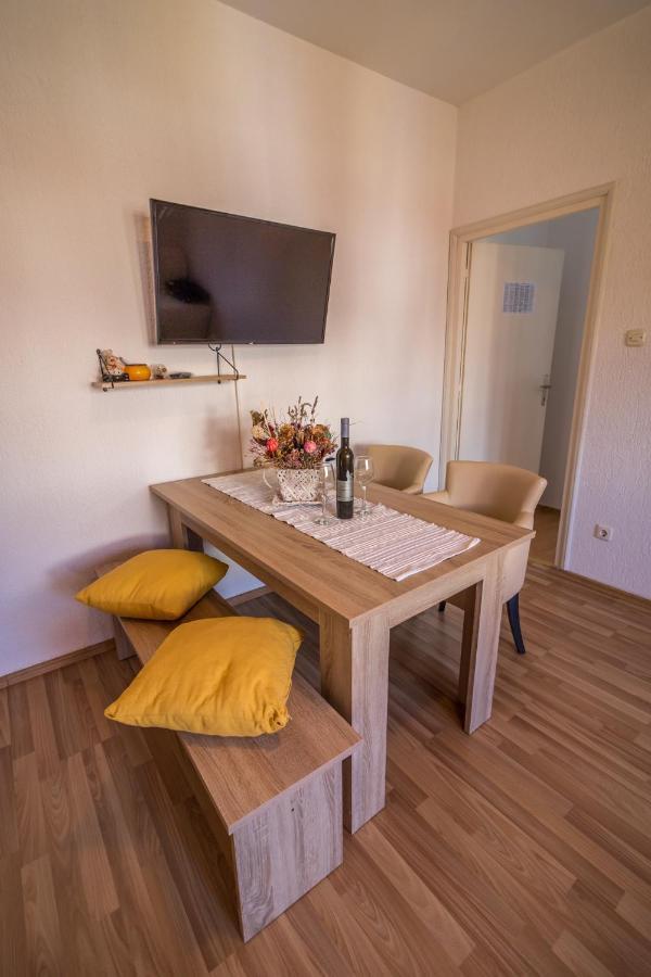 Apartmani Tonkica Supetarska Draga Luaran gambar